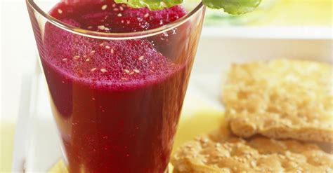 Beetroot Smoothie recipe | Eat Smarter USA