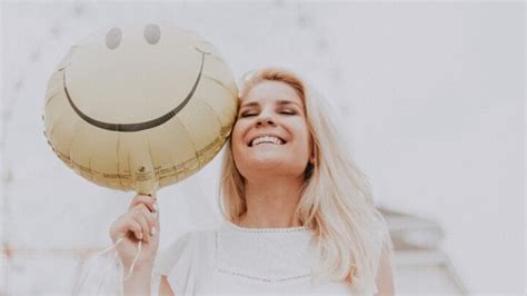 How To Be Happy 24 Ways To Have A Happier Life