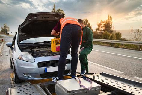 The 5 Best Roadside Assistance Companies - Mach 1 Services