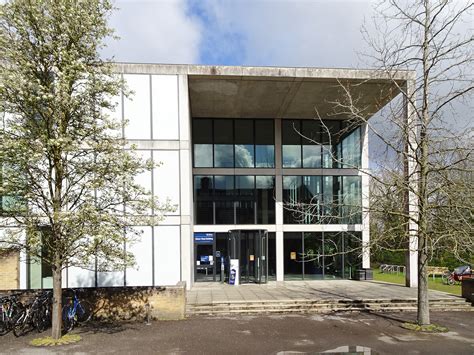 manor road building access guide