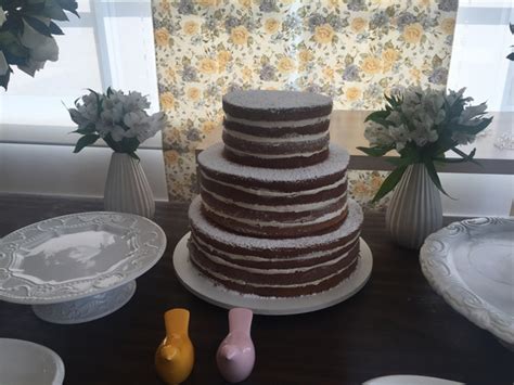 Naked Cake Elo