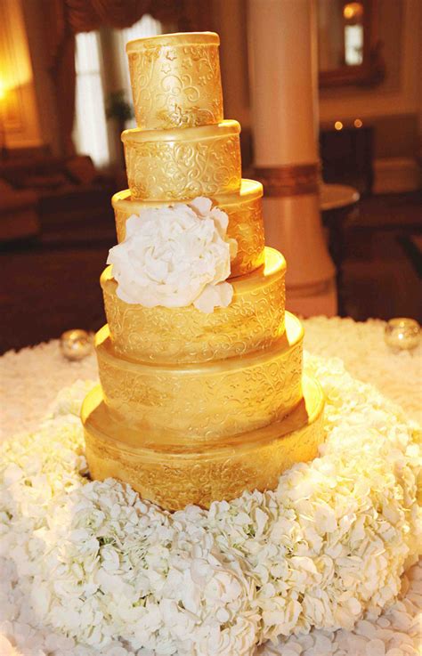 Gold Wedding Cakes - Belle The Magazine