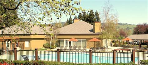 Photos of Park Ridge Apartment Homes in Rohnert Park, CA