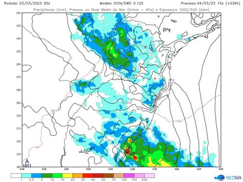 Baixa pressão trajetória estranha vai reforçar a chuva