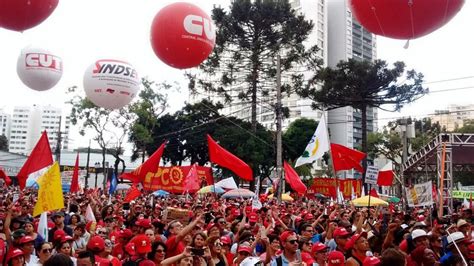 Ato Do Dia Do Trabalhador Re Ne Milhares Em Curitiba Extra Classe