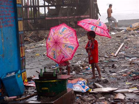 Living In Smokey Mountain Manila Smokey Mountains Manila Tondo