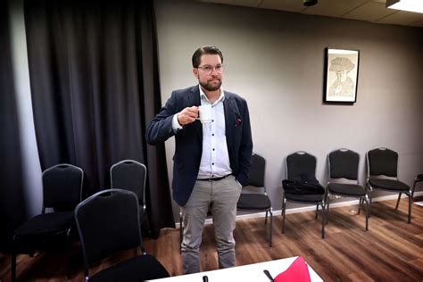 Nwt Jimmie Åkesson Besökte Karlstad Sd Ledarens Analys Av Stadens