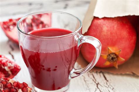 Incre Bles Beneficios Del Jugo De Granada Mejor Con Salud