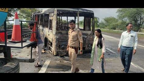 Noida Up Roadways Bus With 15 Passengers Catches Fire On Yamuna