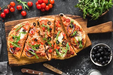 45 Healthy Pizza Toppings + 5 to Avoid | The Picky Eater