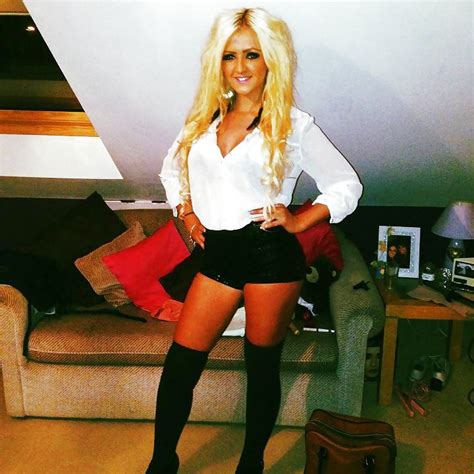 Facebook Sluts Laura Porn Pictures XXX Photos Sex Images PICTOA