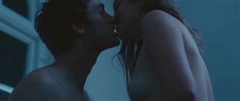 Naked Joséphine Berry in The Girl from the Song