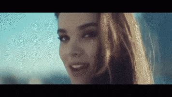 Hailee Steinfeld Ass GIFs Find Share On GIPHY