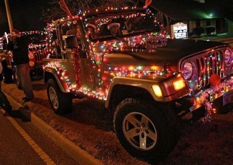 Pin By Ruben Mo On J☠☠p Christmas Car Decorations Jeep Christmas