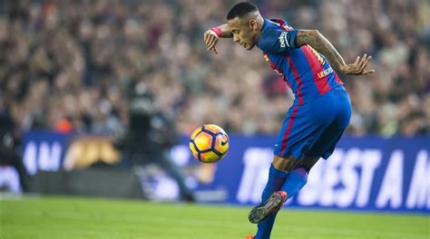 La Audiencia De Barcelona Condena Al Barça Por El Fichaje De Neymar