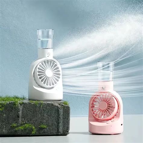 New Arrivals Hand Held Spray Fans Rechargeable Portable Humidifier