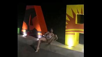 Se Masturba En La Calle XVIDEOS