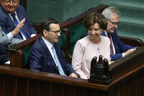 Nowa płaca minimalna Maląg dobre wiadomości dla Polaków Wiadomości