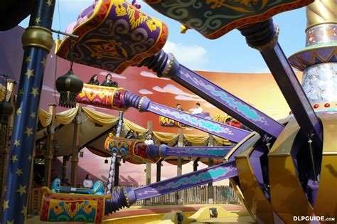 Flying Carpets Over Agrabah — Dlp Guide • Disneyland Paris Guidebook