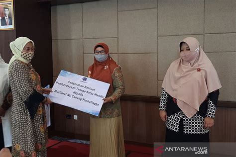 Menaker Salurkan Bantuan Program Tenaga Kerja Mandiri Di Purbalingga