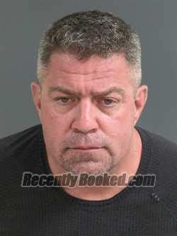 Recent Booking / Mugshot for ROBERT DAVID SMITH in Charleston County ...