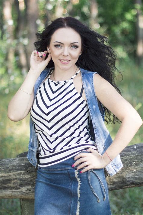 Yulia Yo Blue Eyes Brunette Hair ID