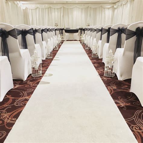 Aisle Runner Hire Deans Chair Covers Northamptonshire