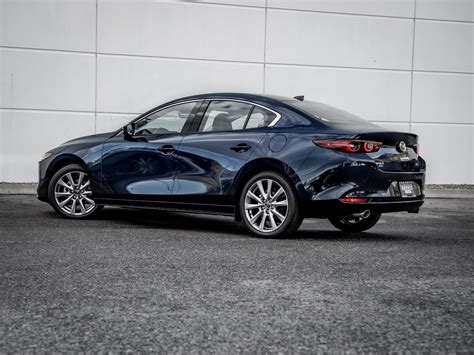 New Mazda Gs With Navigation Awd