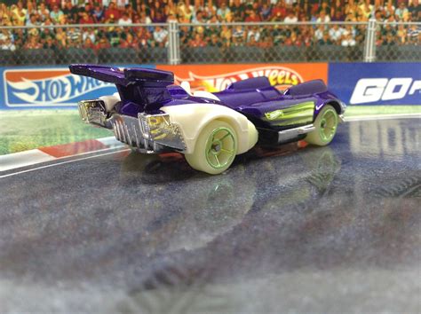 Julian S Hot Wheels Blog Ollie Rocket Hw Glow Wheels