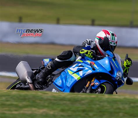 Suzuki GSX R1000R World Launch Review MCNews