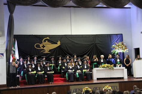 Conselheira Do Coren Sc Prestigia Formatura Da Universidade Federal Da