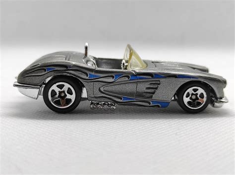 Vintage Hot Wheels 58 Corvette Hobbies Toys Toys Games On Carousell