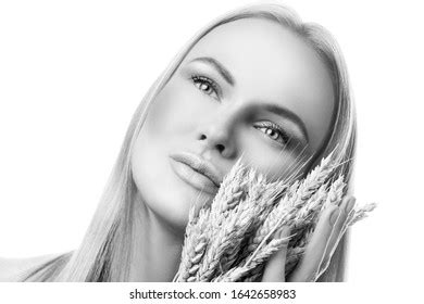 Sexy Nude Koren Woman Royalty Free Images Stock Photos Pictures Shutterstock