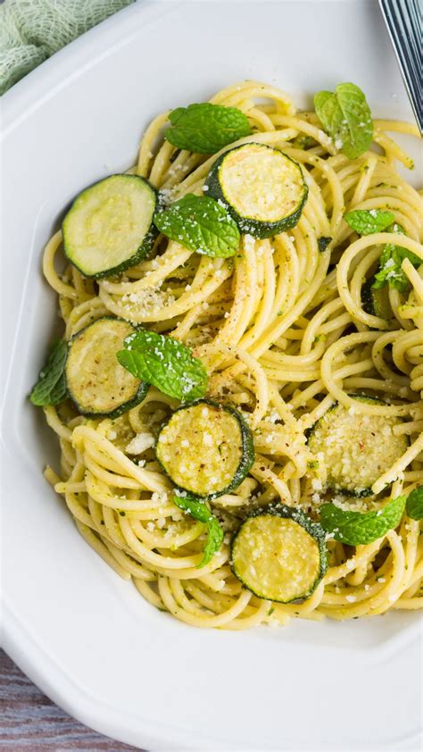 Spaghetti With Zucchini: A Simple Dish Full Of Taste