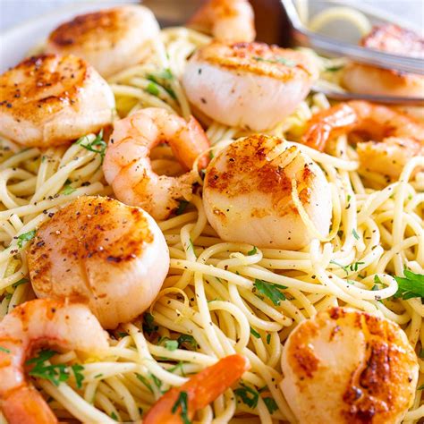 Seafood Alfredo Recipe With Shrimp And Scallops Bryont Blog