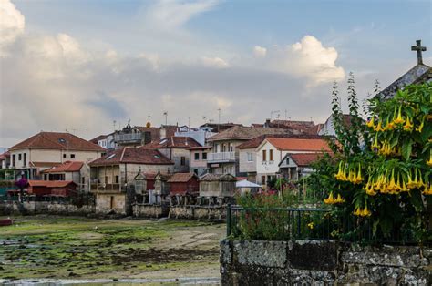 Combarro Tipismo Y Belleza De Galicia