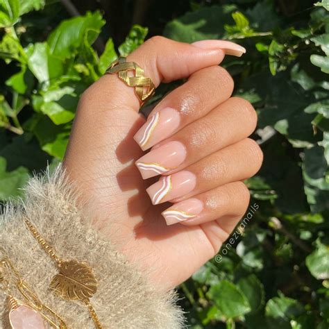 Latest Nude And White Nail Designs To Try In