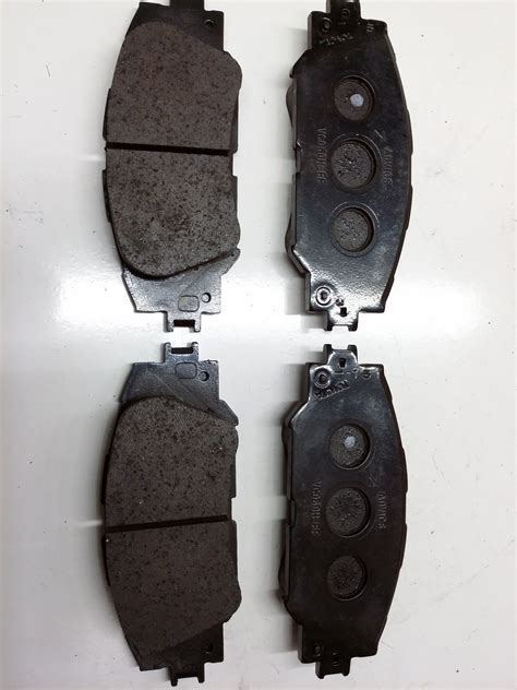 Toyota Corolla Xse Hatchback Pad Set Disc Brake Front