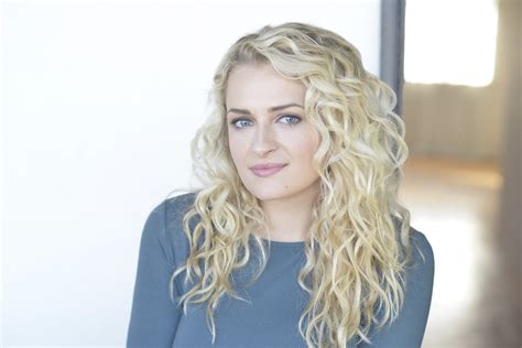 Ali Stroker: Burning Old Dresses!! | Music in New York