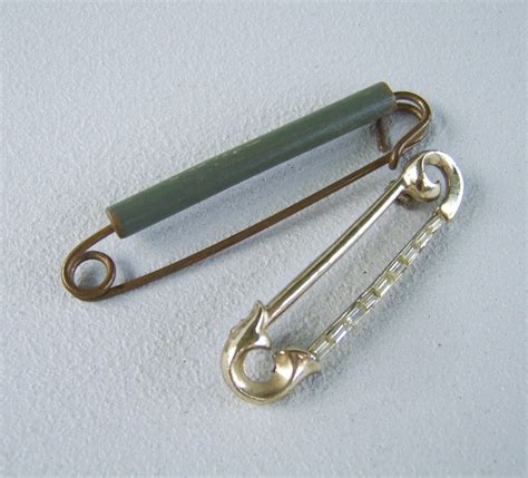 Vintage Kilt Pin Rhinestone Safety Pin Brooch Lot