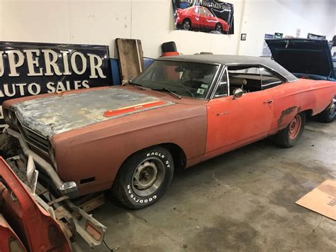 Plymouth Road Runner Barn Finds