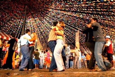 A Dança E A Música Brasileiras Como Linguagens Cênicas Populares Noca