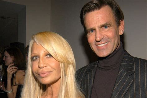 Donatella Versace Bio - Net Worth, Family, Husband, Children | SuperbHub