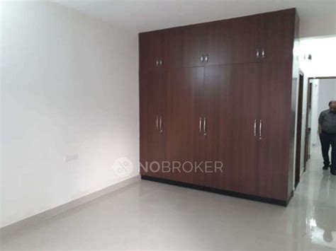 Elegant Smith Benson Town Rent WITHOUT BROKERAGE Semi Furnished 3 BHK