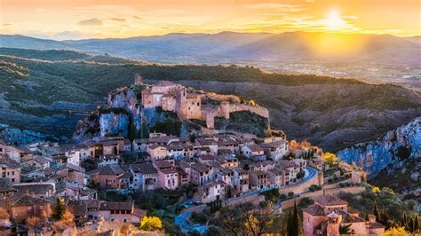 10 Pueblos De Los Pirineos Que Tienes Que Visitar Una Vez En La Vida De La Capital Del Val D