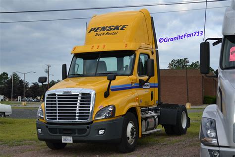 Penske Freightliner Cascadia A Photo On Flickriver