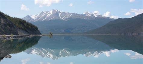 Muncho Lake Alaska Highway 97 Northern Bc Travel British Columbia