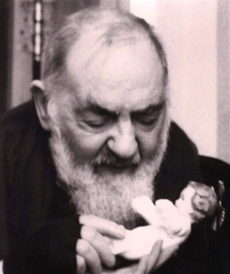 Pin Di John Silva Su Saint Padre Pio Immagini Religiose Ritratti Ad