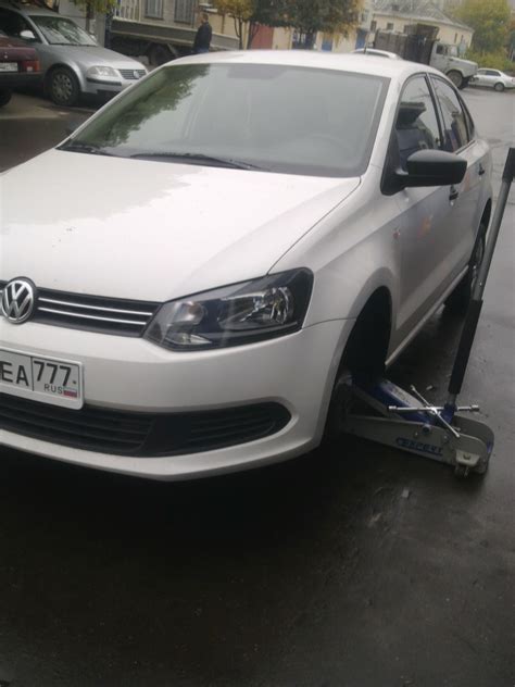 Зимние колеса — Volkswagen Polo Sedan, 1,6 л, 2011 года | другое | DRIVE2
