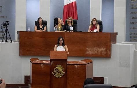 Presentan Iniciativas A Favor De Las Mujeres